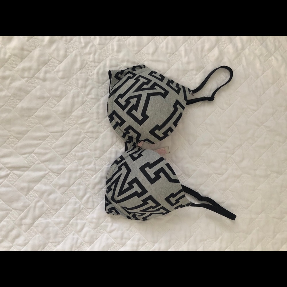 Victoria’s Secret PINK bra